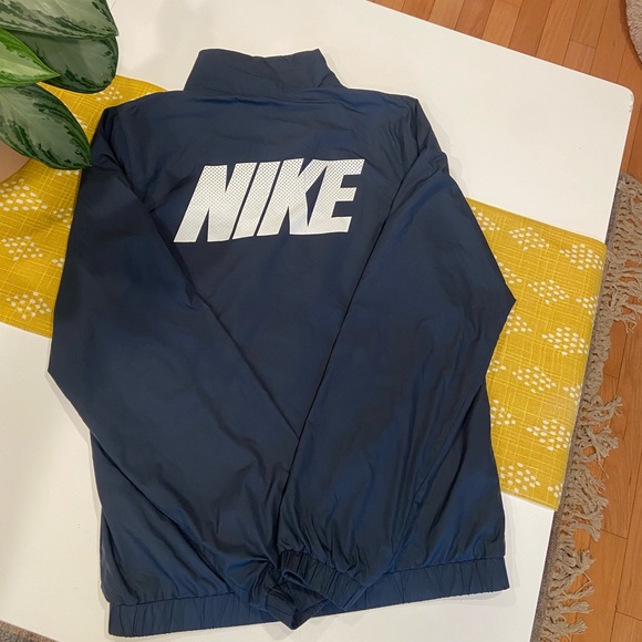 Nike windbreaker - Picture 4 of 4